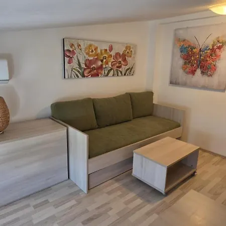 Mango Ii Baška