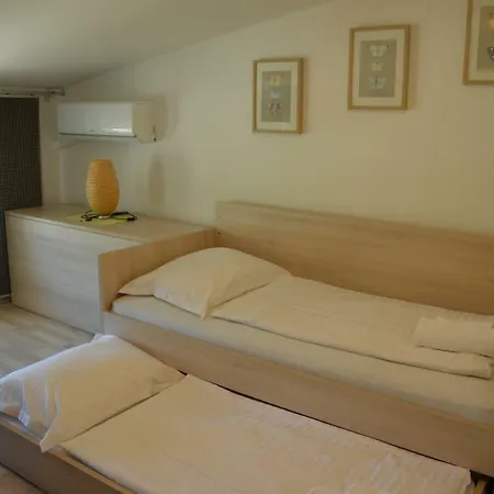 Mango Ii Apartment